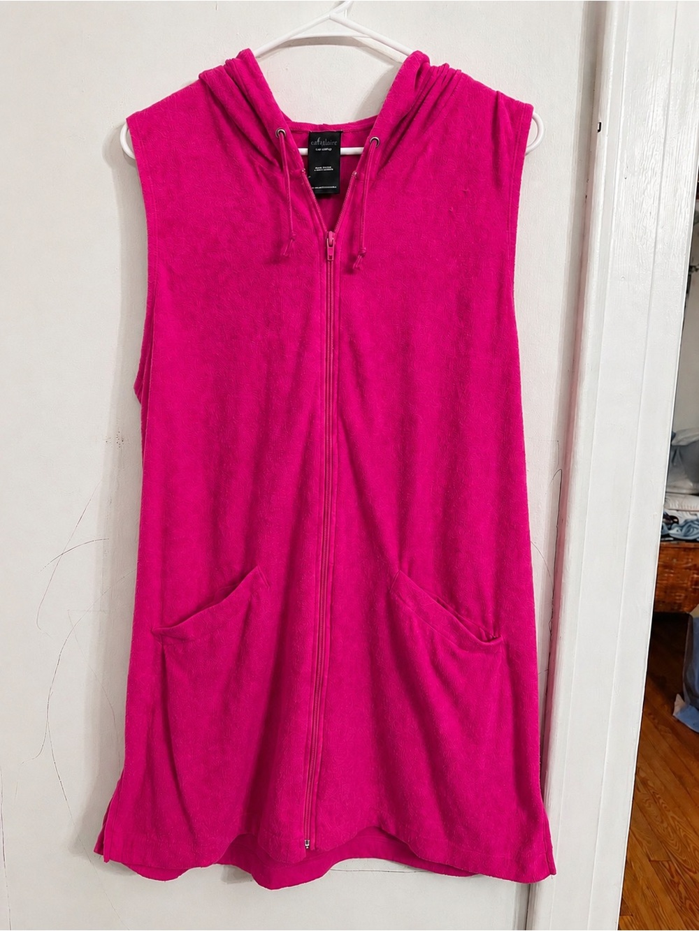 Swimsuit Cover-Up w/ Hood & Pockets • Fuchsia / Pink / Red • 90s Y2K